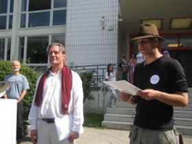 Verbrennung vor Jobcenter 024 (Small).jpg